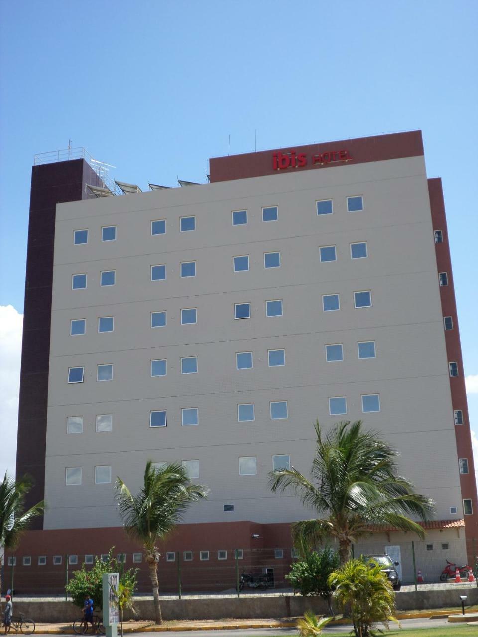 מלון Ibis פטרולינה מראה חיצוני תמונה
